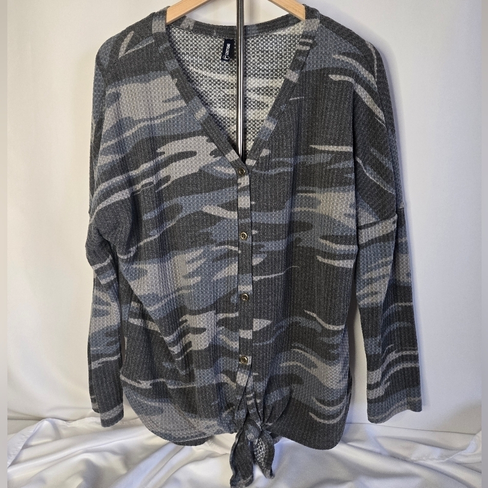 IWOLLENCE Women's Waffle Knit Tunic Blouse - Camo, Size Large